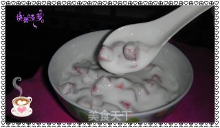 酸奶草莓羹的做法