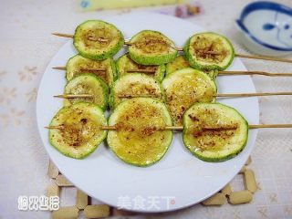 街边小吃我来做——烤西葫芦串