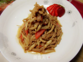 海鲜菇炒肉丝