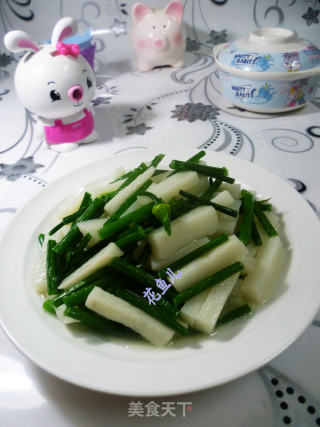 韭菜花炒山药的做法