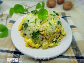 马蹄草鸡蛋饭的做法