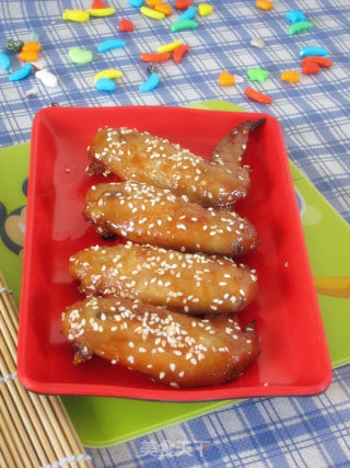蚝油入菜，鲜味大升级の【粤式蚝油烤鸡翅】的做法