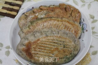 春天不容错过的粗粮韭菜盒子的做法