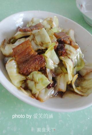 【干锅腊肉包菜】的做法