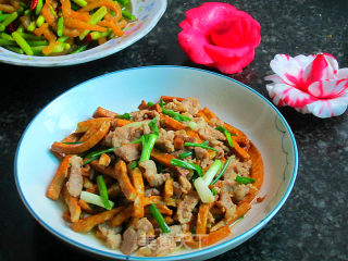 葱香瘦肉豆腐丝的做法