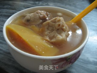 雪梨南北杏木瓜煲猪肺的做法