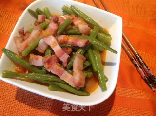 老菜新做------培根四季豆的做法