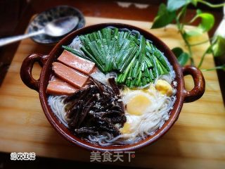 高汤砂锅米线的做法
