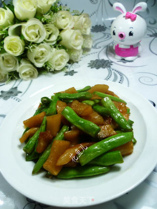 萝卜干炒梅豆的做法