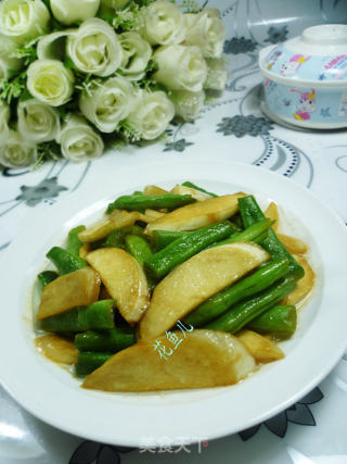 梅豆炒茭白的做法