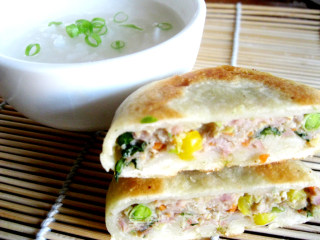 豌豆玉米猪肉火烧的做法