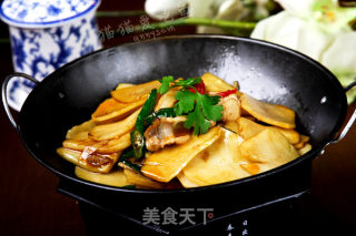 香辣馆土豆大翻身-----------〖干锅土豆片〗的做法