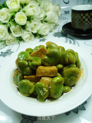 小素鸡烧蚕豆的做法