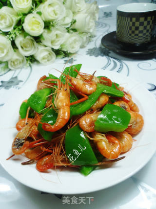 灯椒炒河虾的做法
