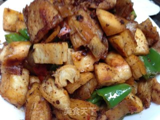 锅魁熬肉的做法