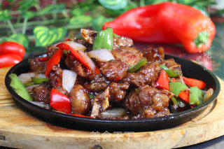 【铁板蚝油牛肉】-----嗜肉族在夏季都无法割舍的肉菜