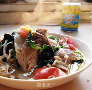 夏日滋阴极品 --- 鸭肉椒叶面