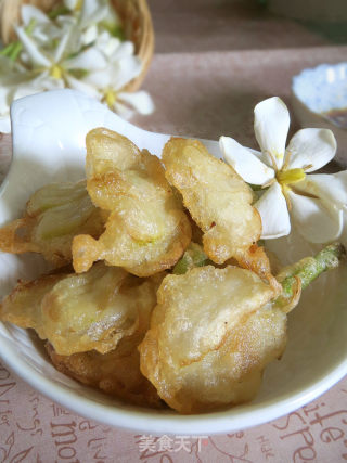 酥炸野生栀子花的做法