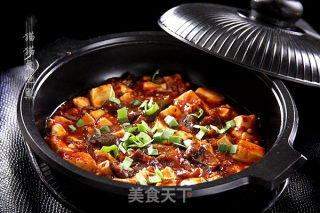 【麻婆豆腐】----不开燃气也能10分钟搞定的美味的做法