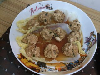 豆腐肉丸子白菜船的做法