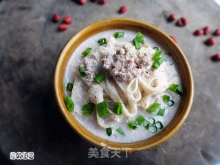 肉末花生汤面条的做法