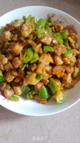 香辣肉丁的做法