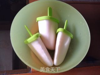 懒人版红枣酸奶雪糕的做法