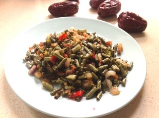 肉丁酸豇豆------解暑解腻的小菜的做法