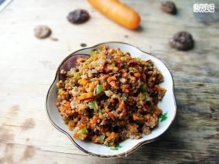 肉末榄菜胡萝卜的做法