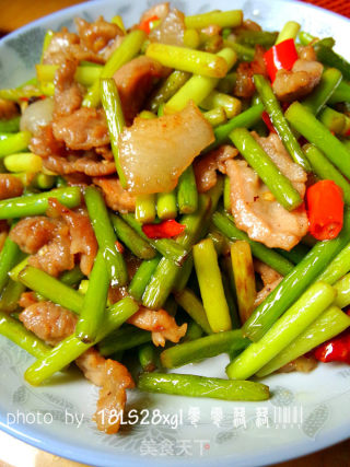 蒜薹炒肉片——美味家常菜的做法