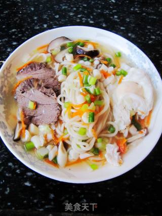 五彩牛肉面的做法