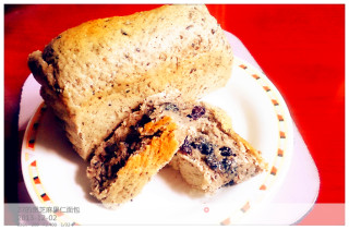 27的烘焙日记——  黑芝麻蜂蜜面包的做法