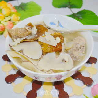 花旗参海底椰煲鸡的做法