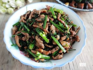 茴香菜炒肉丝的做法