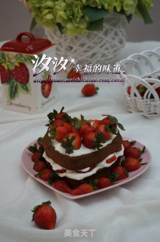 草莓奶油巧克力蛋糕的做法