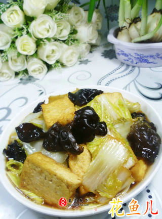 木耳娃娃菜烧豆腐的做法
