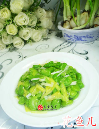 韭菜芽炒蚕豆的做法