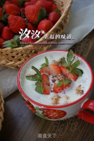 草莓酸奶饮的做法