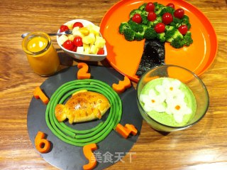亲子创意儿童餐：鱼螃蟹乌龟面包&荷花肉饼蒸蛋&结满果子的树的做法