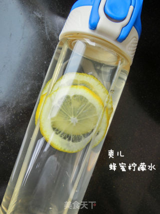 蜂蜜柠檬水的做法