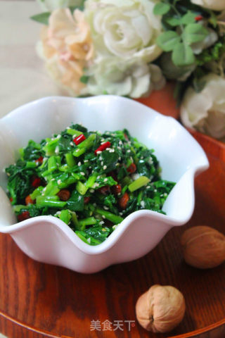 果仁菠菜的做法
