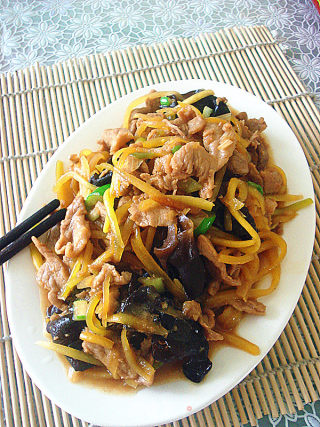 肉炒胡萝卜的做法