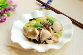 大葱炒目鱼的做法