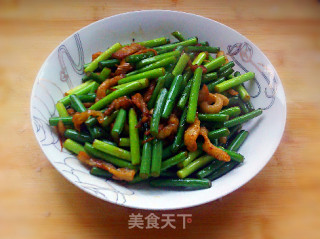 蒜苔炒肉的做法