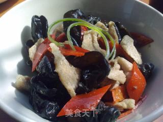 木耳炒肉片的做法