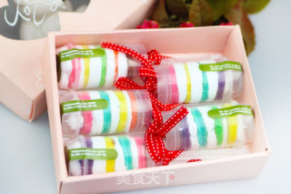 五彩推推乐小蛋糕——风靡欧美Cake Push Pops（高、大、上）的做法