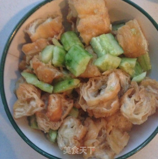 黄瓜拌油条的做法