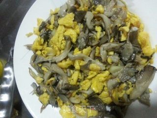平菇鸡蛋的做法