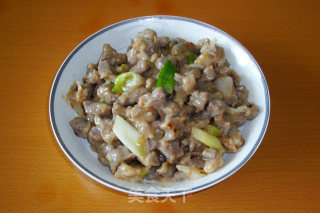 ＜鲁菜＞葱爆羊肉丁的做法