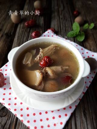 桂圆花旗参乳鸽汤的做法